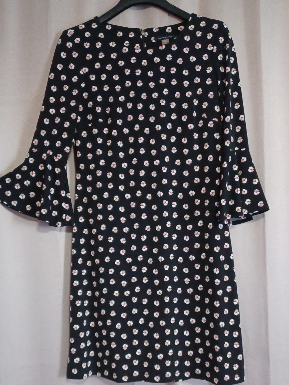 Tommy Hilfiger Floral Print A-Line Knee Length Dress 3/4 Bell Sleeve  Size 6